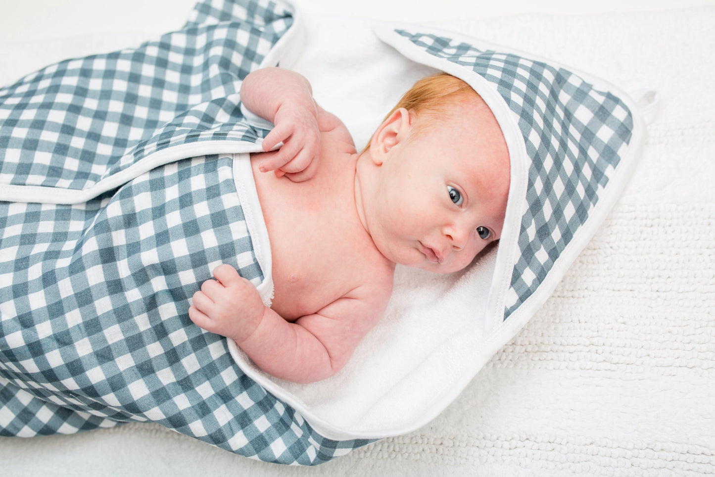 NAVY GINGHAM HOODED TOWEL