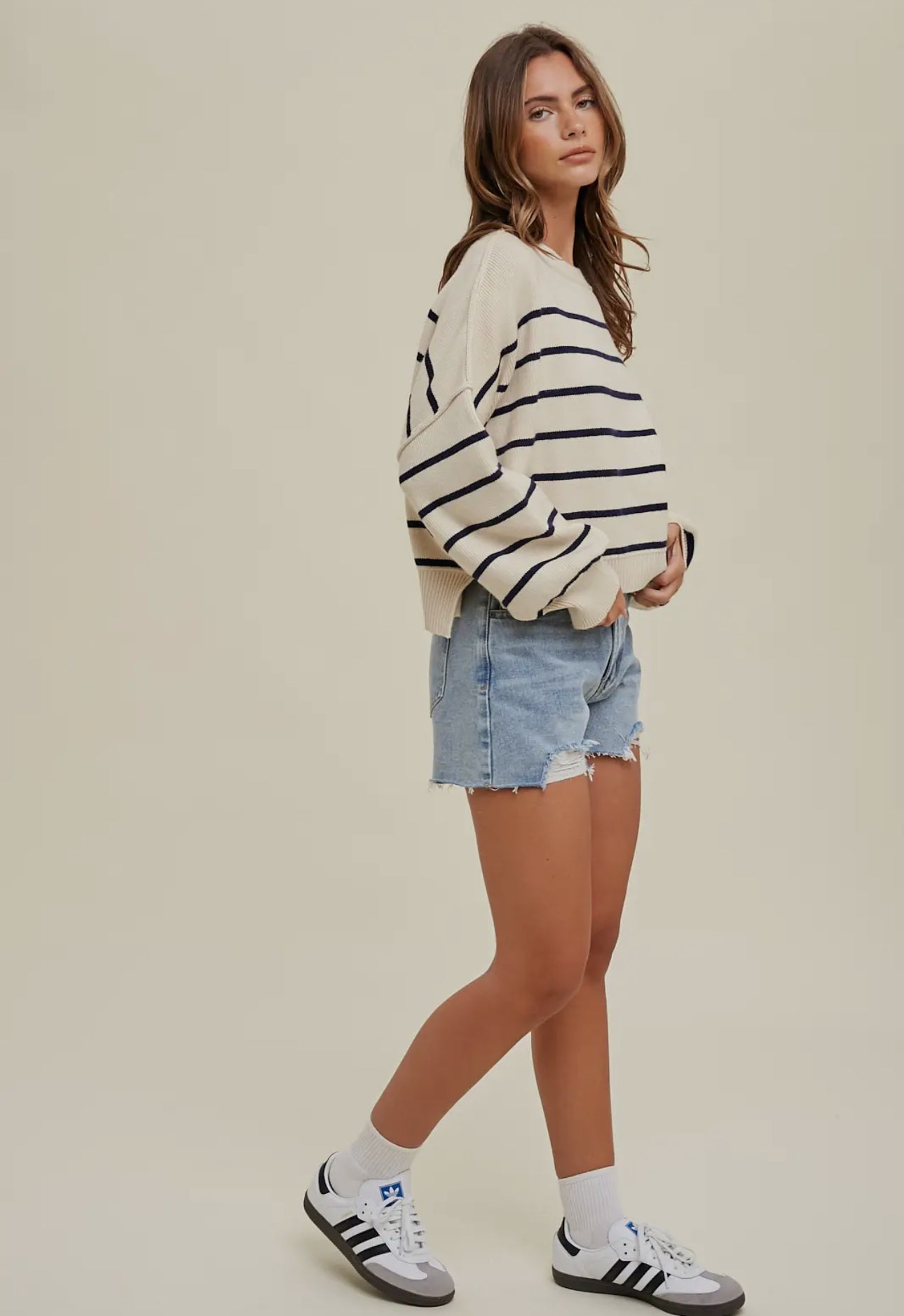 RELAXED SWEATER