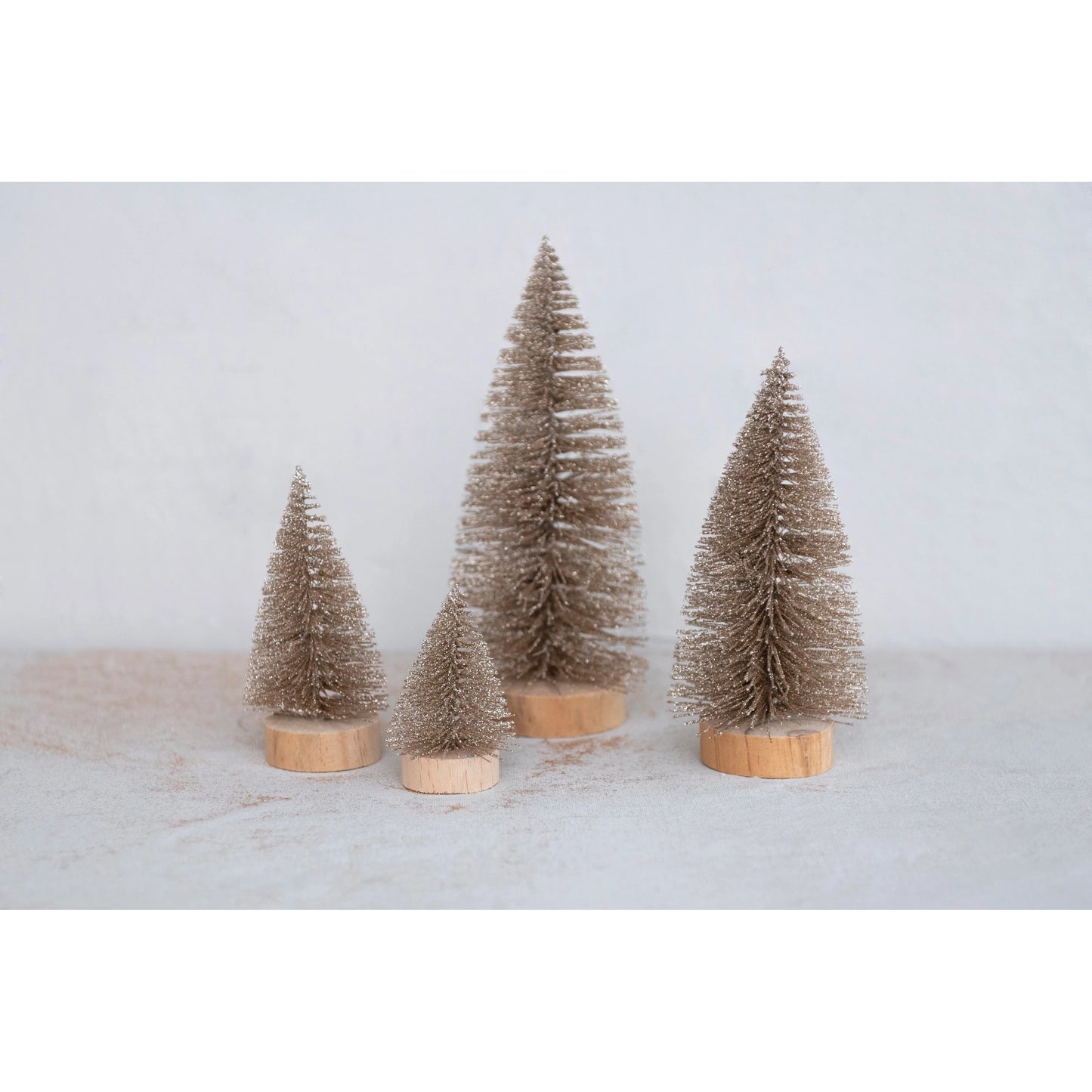 GOLD BOTTLE BRUSH TREE
