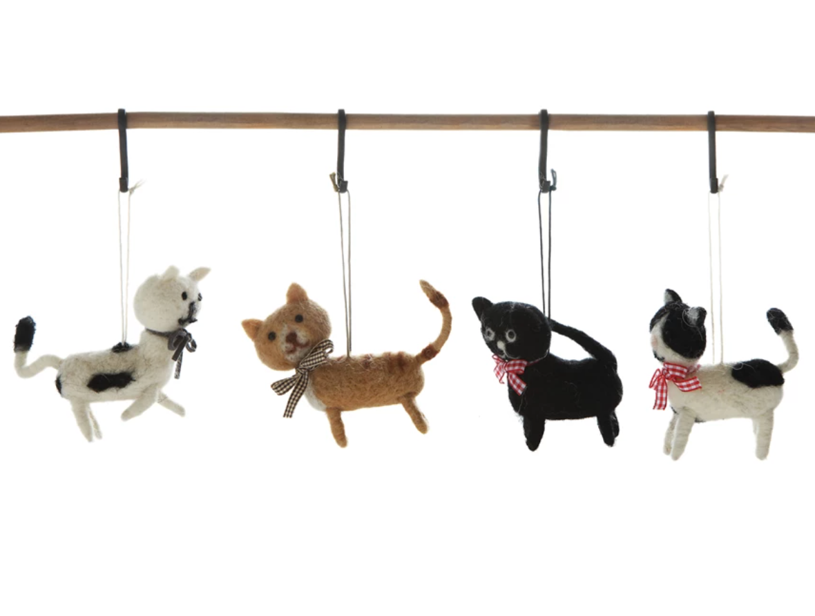 WOOL FELT CAT ORNAMENT