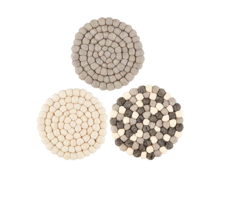 WOOL TRIVET