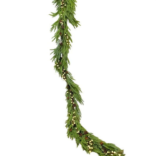 NORFOLK PINE BERRY GARLAND