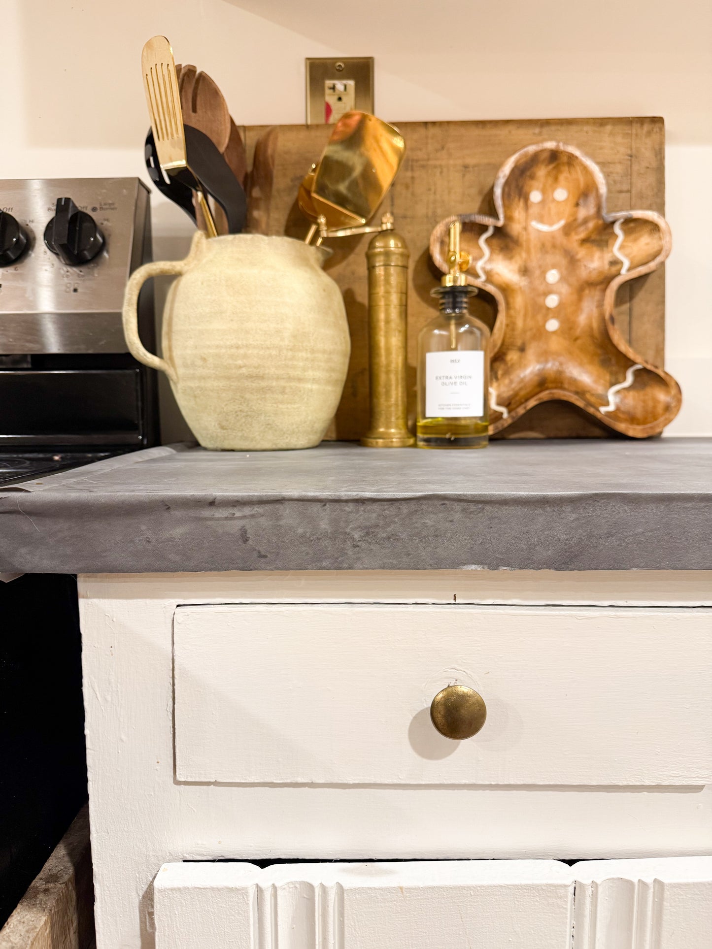 GINGERBREAD SERVING TRAY