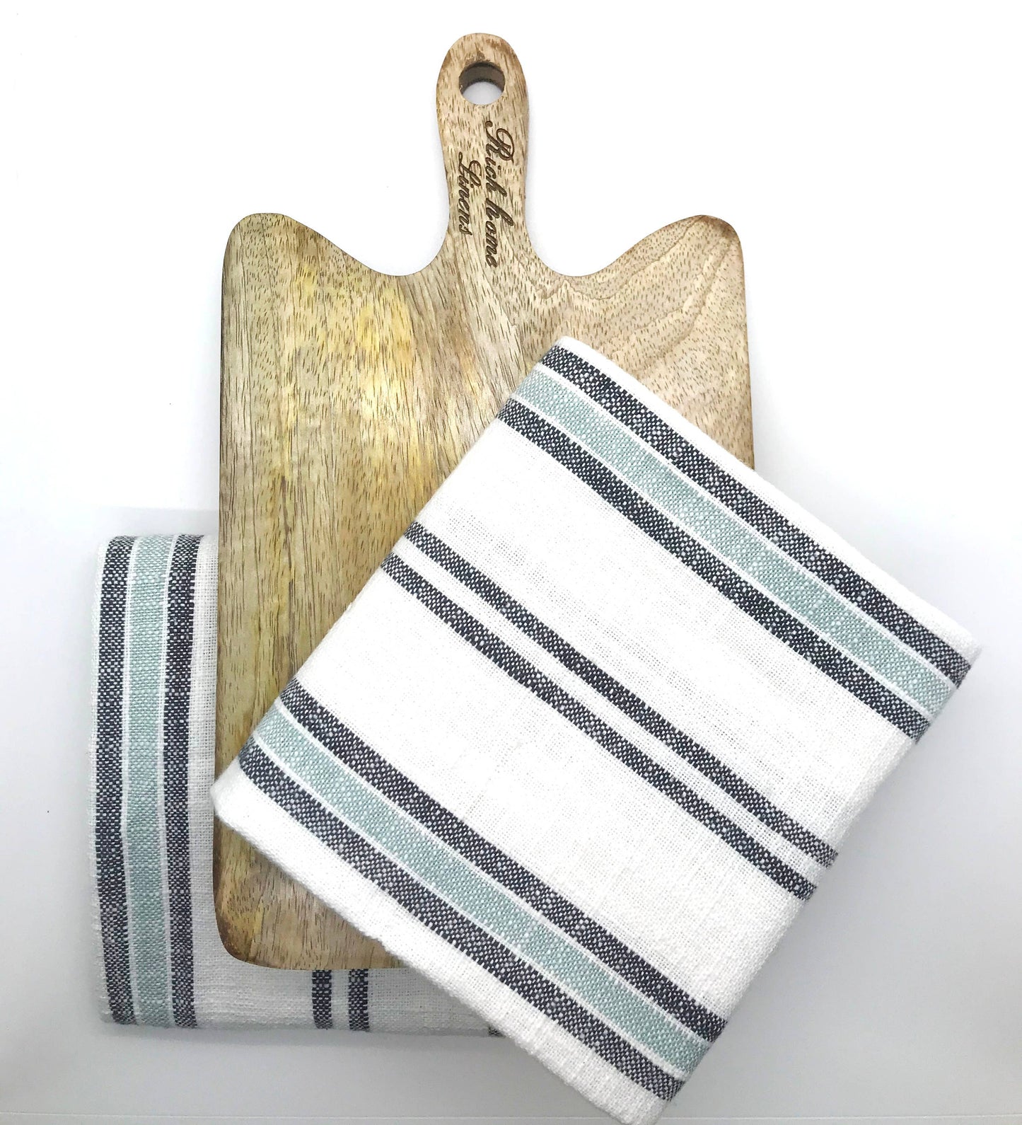 Set of 2 Kitchen Towels + Wooden Chopping Board