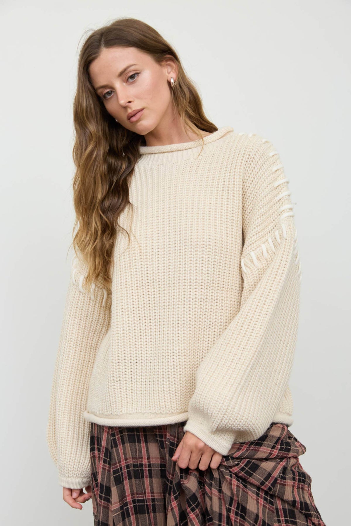 CONTRAST STITCH DETAIL MOCK NECK CHUNKY SWEATER