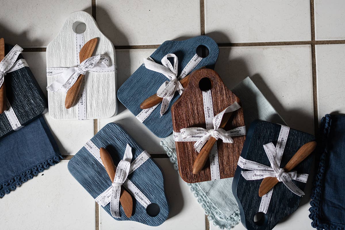 Dutch Cheese Board with Spreader, Small, Denim Blue