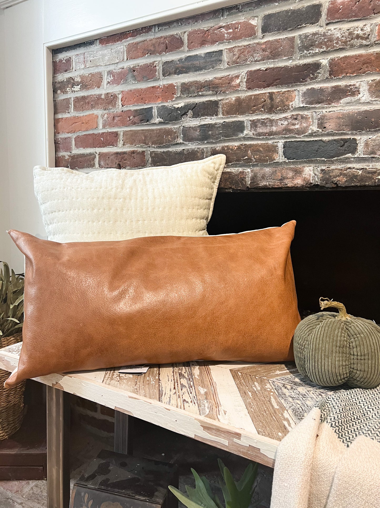 LEATHER PILLOW